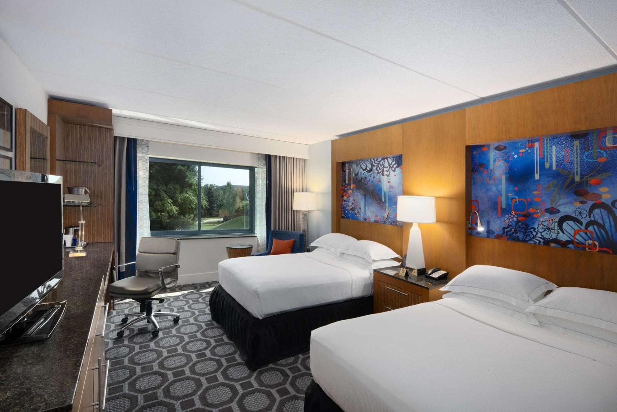 Hilton Long Island/Huntington Hotel Мелвил Екстериор снимка